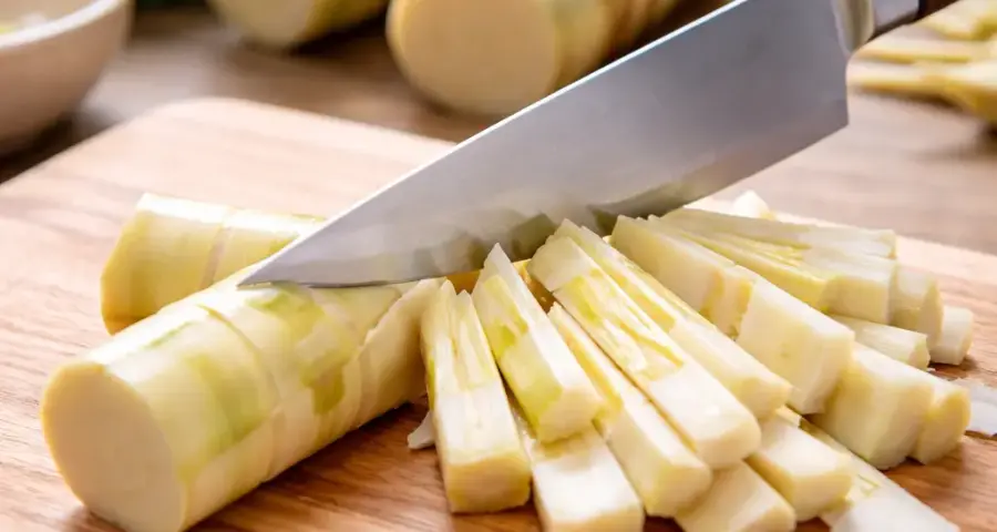 Why Choosing the Right Knives for Cutting Bamboo Shoots Matters